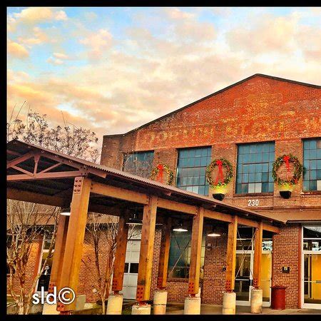 The factory franklin tn - The Factory at Franklin is a Great Depression-era factory that transformed into a local hangout spot with shops and restaurants. …
